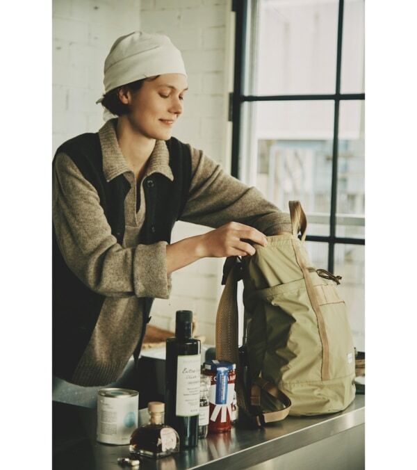 DEAN & DELUCAとBRIEFINGがコラボ。機能美と携帯性を備えた”WAYバックパックが誕生