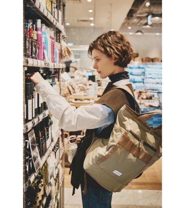 DEAN & DELUCAとBRIEFINGがコラボ。機能美と携帯性を備えた”WAYバックパックが誕生