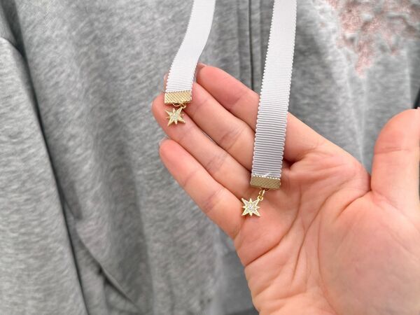 ハローキティコラボの限定アイテムやカフェも併設　SNIDELの路面店が青山にオープン