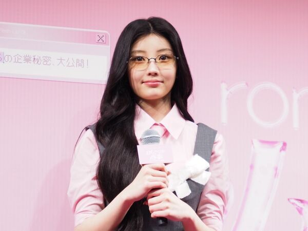 ILLIT・WONHEEが大絶賛！　rom&nd新作「ジューシーフラッシュリップオイル」のおすすめカラーを紹介