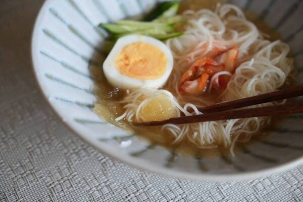 凍らせるだけでこんなに変わる!?　シャリっと新食感の“冷やそうめんつゆ”を試してみた