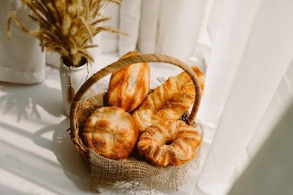 【意外な結果】女性が選ぶ“好きなコンビニ”ランキング第1位は？