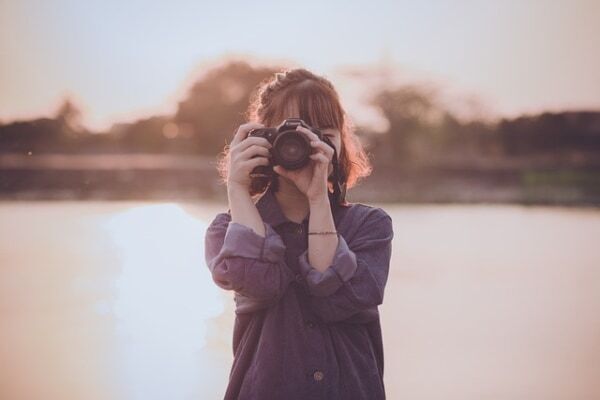 今、人気のカメラメーカーはどこ？　リアルな声をランキングで紹介【アンケート調査】