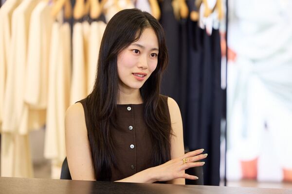 ベーシックで上質な一着が、自信になる。「Theory」のMDが働く女性に届けたい価値