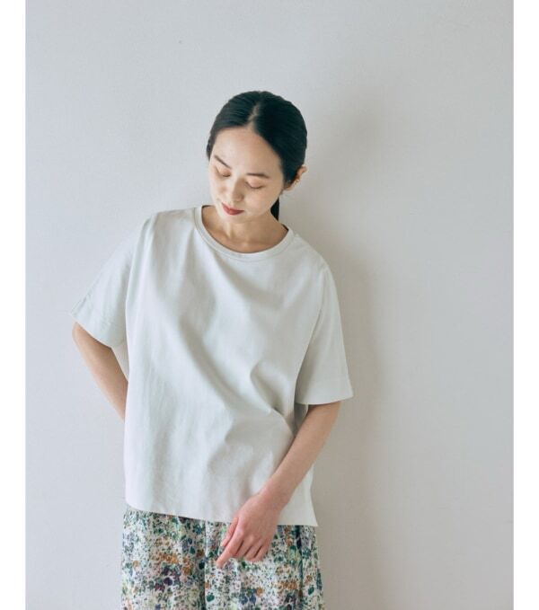 調整パッドがバストに自然にフィット！　ブラなしで着られる「ブラレスウェア」って知ってる？