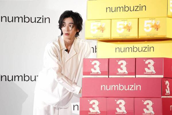 numbuzin新TVCMに道枝駿佑が出演！　お気に入りシートマスクは“5番”。透明感の秘訣を語る