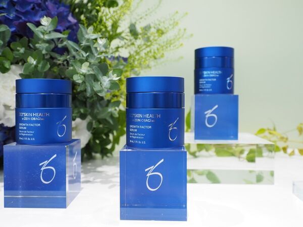 年齢を重ねることで生じる“肌の薄さ”悩みに着目。ゼオスキンヘルスのジェル美容液「Gファクターセラム」がリニューアル