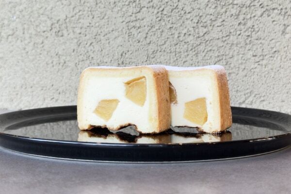 福岡・西新にオープン。チーズケーキやパン、コーヒーのテイクアウト専門店