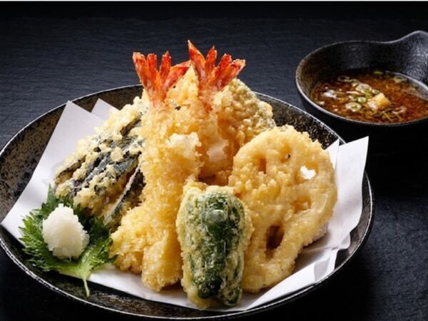 東京初、多摩市に！ TVでも話題の刺身食べ放題「漁港食堂 三方」がオープン