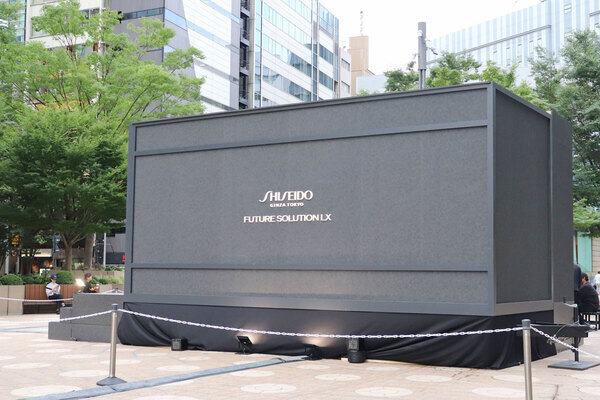 お疲れ女子、日比谷で癒やされる。SHISEIDO、移動型POPUP「フューチャーソリュ―ション LX はなれ」を東京ミッドタウン日比谷で開催