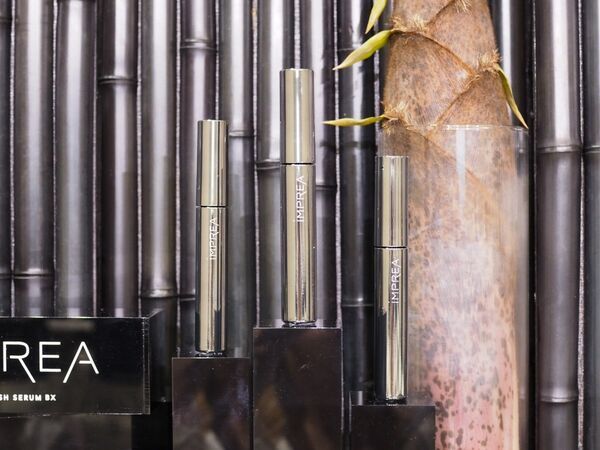 密度も存在感もかなえる理想のまつ毛に。美容室専売コスメ「インプレア」からマスカラ下地としても使えるまつ毛美容液が誕生