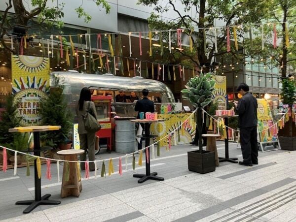JR田町駅前の屋外ビアガーデン「Beer Park Tamachi 2026」がオープン！