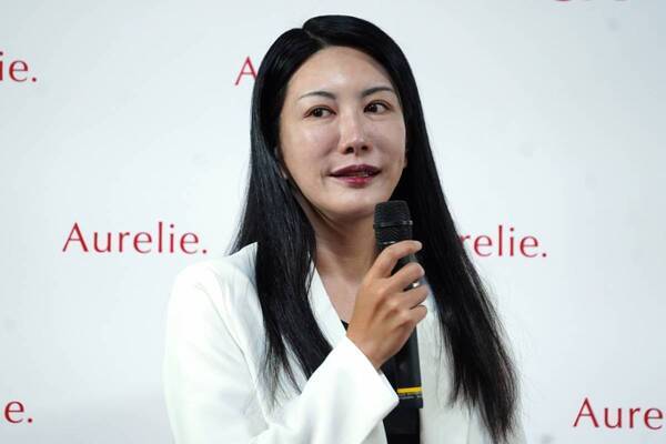MEGUMIプロデュース「Aurelie.」から“肌を育てる”クレンジングが新登場！　成分、香りのこだわりを語りつくす