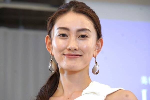 「美容液ファンデは物足りない」人、注目！　リサージの新カラーメインテナイザーで想像以上の簡単＆美肌メイクができた
