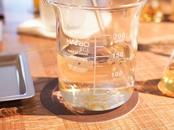 桁違いのビタミンCを配合!?　毛穴、透明感に悩む私がタカミの新作美容液に感動した話