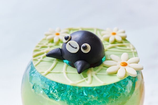食べるのがもったいないかわいさ！　Suicaのペンギンが顔を出す「メロンゼリー」が今年も登場