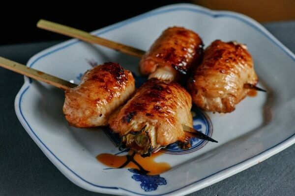 東京・北千住にオープン。焼鳥をハイボールや焼酎と楽しむ隠れ家酒場「調和」