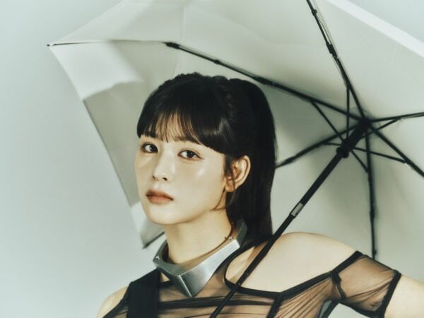ブランドミューズに石井蘭が就任！　“近赤外線カット × 肌を明るく見せるレフ板効果”を実現した美容日傘「XTGR」が登場！