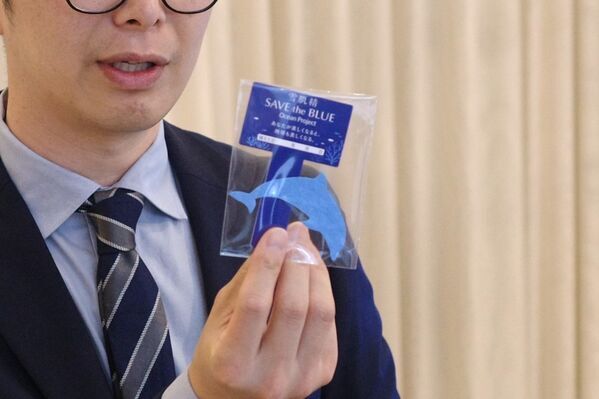 触れた瞬間「気持ちいい～」！　“冷やし雪肌精”で涼感美白を体感。初夏の銀座で「SEKKISEI COOLING LOUNGE」開催中