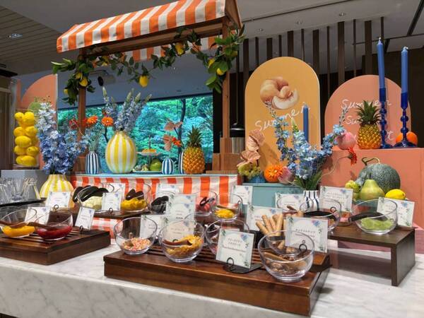 締めは麻辣湯！　京王プラザホテルの『サマースイーツブッフェ』で極上の夏リゾート時間を過ごしてきた