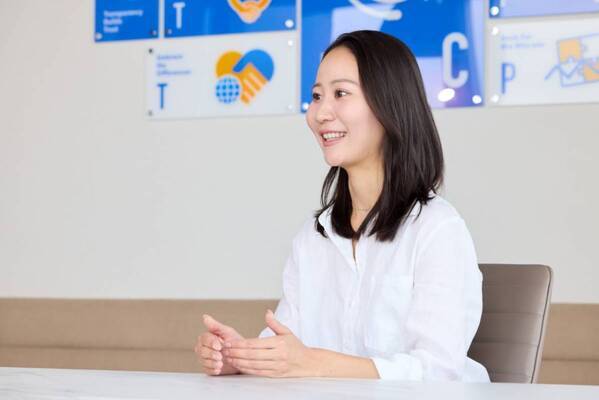 “好き”を仕事にしたら、新たな“好き”が広がった。コロナ禍で旅行業界就職を諦めた女性が、再挑戦したキャリアで見つけたこと