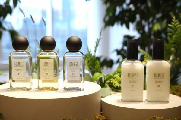 「シャンプーって使い始めの感動が薄れてくる」その理由は“内部バリア”にあった!?　「Amprem」でシャントリ迷子を卒業！