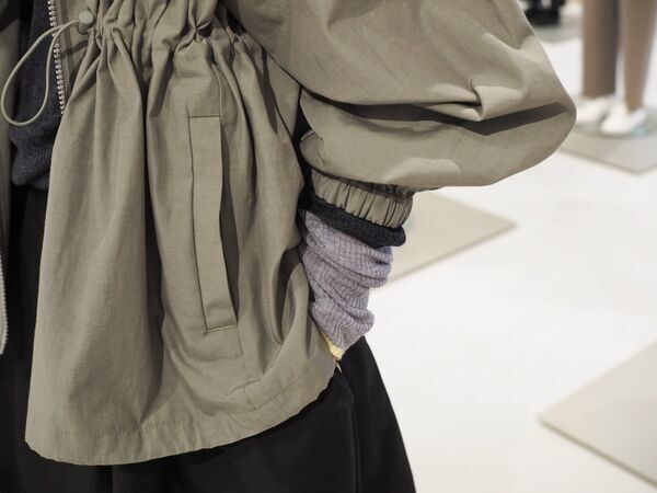 今年流行るアイテムは？　ユニクロ、GU、PLSTの2026年秋冬展示会で新作アイテムをチェック