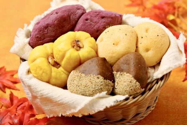 【あま〜いスイートポテト×ねこ型食パン】“秋の味覚”さつまいもの限定品登場