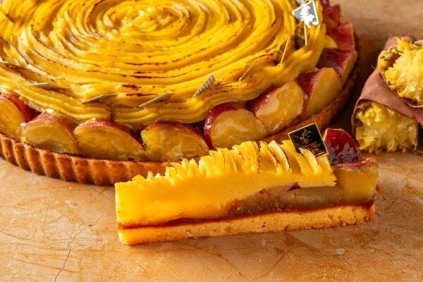 秋の味覚がぎっしり。神戸の洋菓子屋「PATISSERIE TOOTH TOOTH」シャインマスカットやいちじく、芋や栗の秋タルト発売