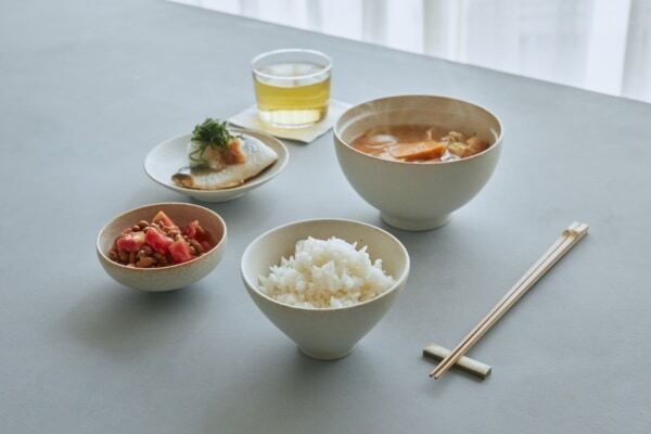 料理家・長谷川あかりさんとコラボ。発売日に400セット以上売れた「よりそう入れ子碗セット」黒のカラーが再登場！