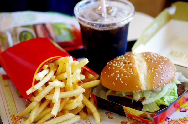 知らなかった！　マクドナルドで使えるお得な裏技とは