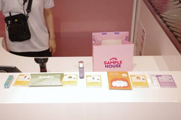 コスメを試してサンプルもGETできる!?　Qoo10体験型施設「SAMPLE HOUSE」に行ってみた