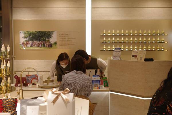 通販中心だった美容オイルの「ヴァーチェ」が初の常設店をオープン。その理由とは？