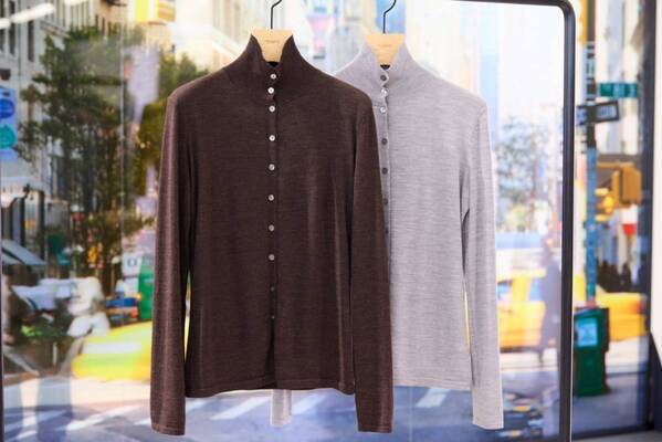Theoryの社員が何枚も買うニットとは？　名品「Regal Wool」の魅力を徹底解剖