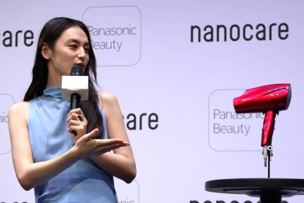速乾も、きれいな髪色もあきらめない！　パナソニック「ナノケア」新ドライヤー＆ヘアアイロンに八木莉可子も感動