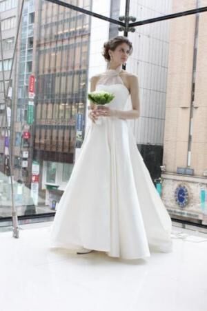 ノバレーゼ 2013年春の新作ウェディングドレスを発表