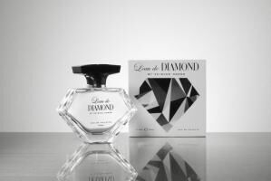 「本田圭佑」ダイアモンド入り香水をプロデュース