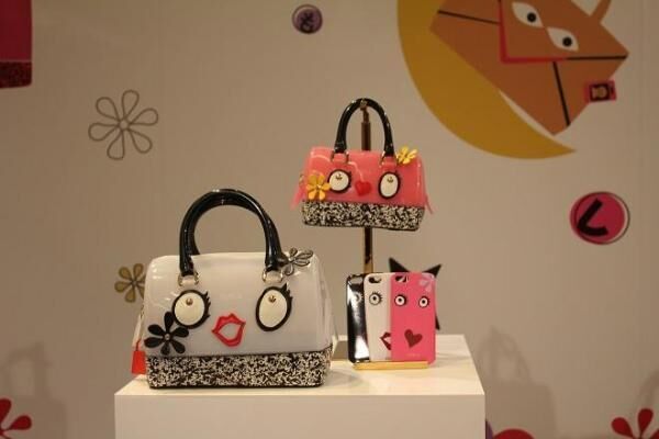 「フルラ(FURLA)」のカプセルコレクションに新たな愛すべきキャラクター達が登場