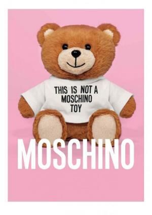 「モスキーノ(MOSCHINO)」の新作フレグランスは自然の奥深く、ぬいぐるみの王国からやって来た“モスキーノ・トイ”