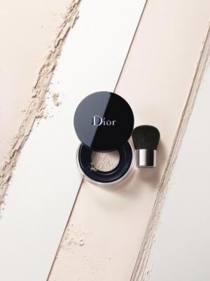ディオール（Dior）から”永遠美人肌”を叶える、新ロングラスティングファンデーション「ディオールスキン フォーエヴァー」が登場