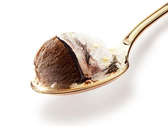 ハーゲンダッツより、初のホワイトチョコレートアイスを使用した「トリプルショコラ」を限定発売