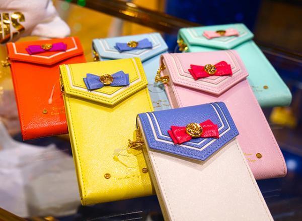 アナスイとセーラームーンがコラボ。伊勢丹新宿でポップアップイベント開催