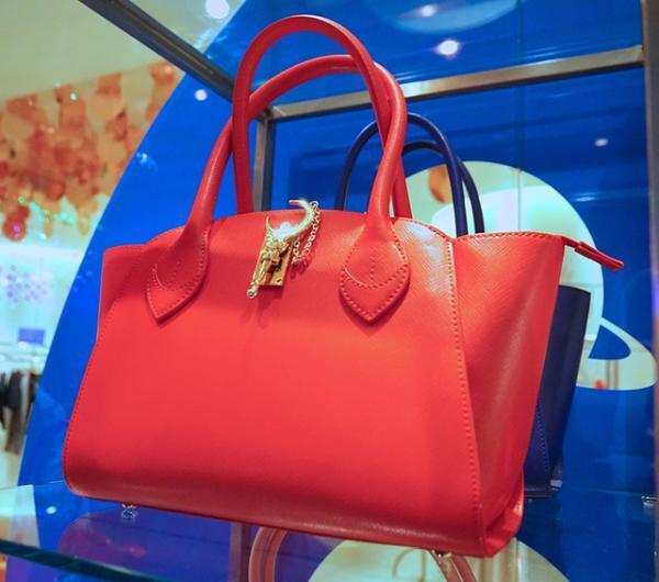 アナスイとセーラームーンがコラボ。伊勢丹新宿でポップアップイベント開催