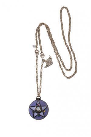 アナスイとセーラームーンがコラボ。伊勢丹新宿でポップアップイベント開催