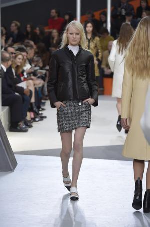 過去から未来へ続くルイ・ヴィトン【2015-16秋冬ウィメンズ】