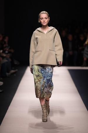 イタリアの色気をハイライトしたN°21のストーリー【2015-16秋冬ウィメンズ】