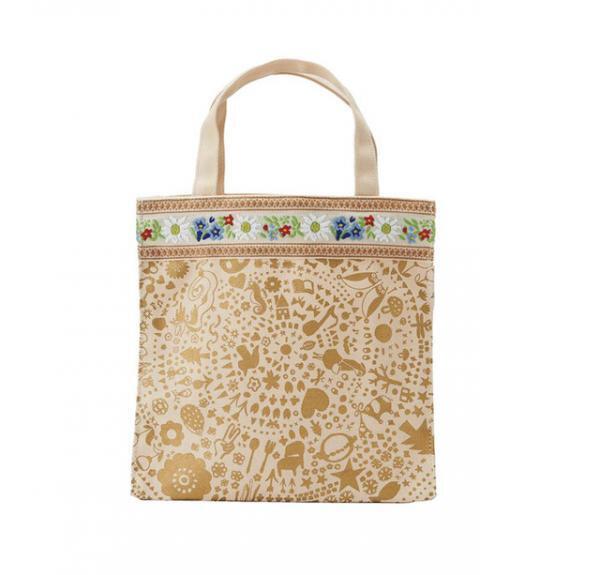 森本千絵が三越伊勢丹の母の日ディレクション。母となるタイミングに生命の物語を表現