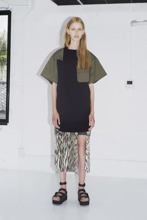 サカイ、新宿伊勢丹ポップアップでナイキコラボ発売