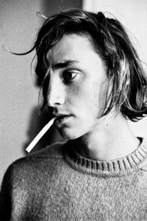 19歳でモデルからのブランドまでを手掛ける芸術家、ジュリアン・クリンスウィックスが初の海外個展