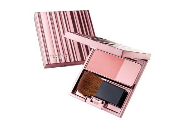 ピンクで大人の表情美を引き出す、アテニアの新メイクラインがデビュー